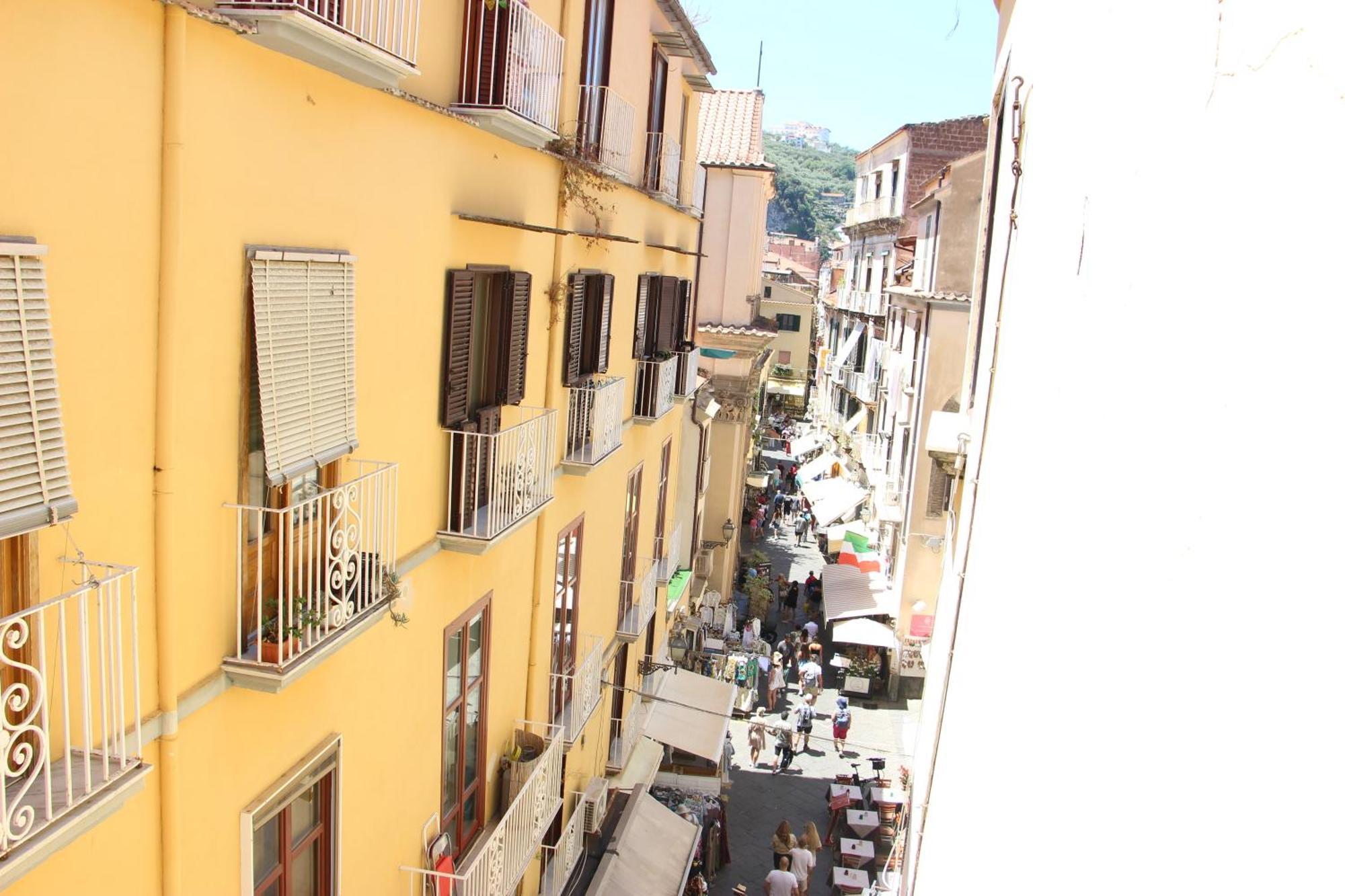 Apartmán Palazzo Ammone - Sedil Dominova Sorrento Exteriér fotografie